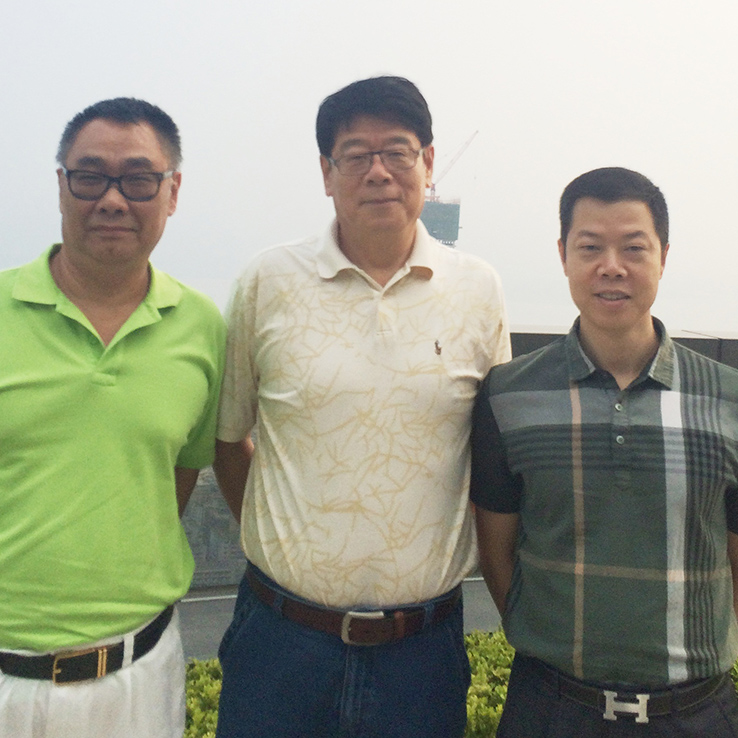 2015年广华公司董事长、绿景集团董事长助理、广电地产副总经理一起合影